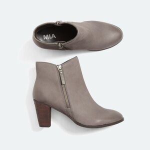 MIA Women's Gray Ankle Boots